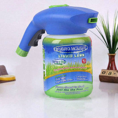 Hydro mousse rend le jardin vert et luxuriant.